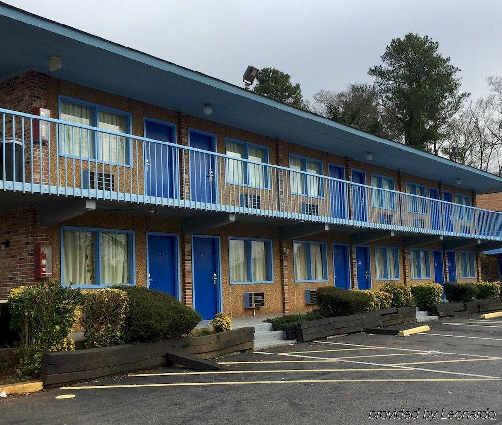Motel Budget Host 2*