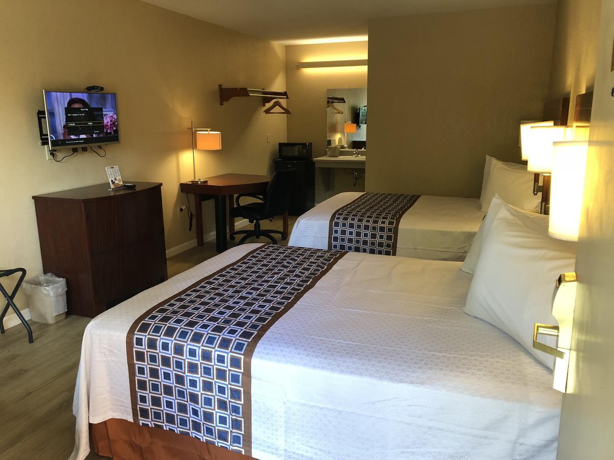 Motel Budget Host Athens