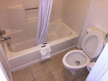 Motel Budget Host Athens
